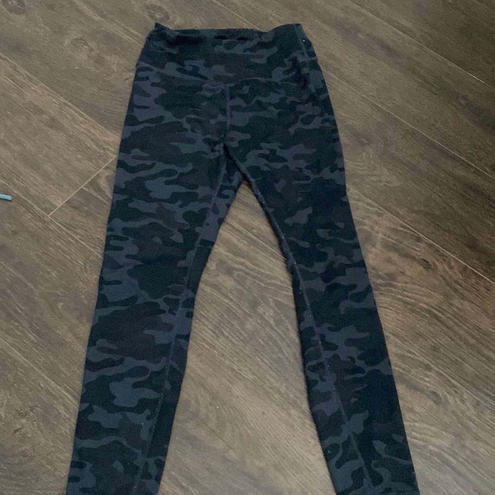 Camo leggings